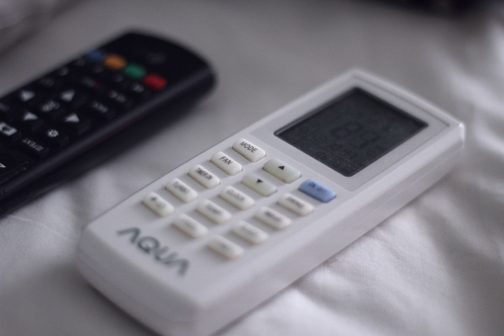 air conditioning remote and equipment